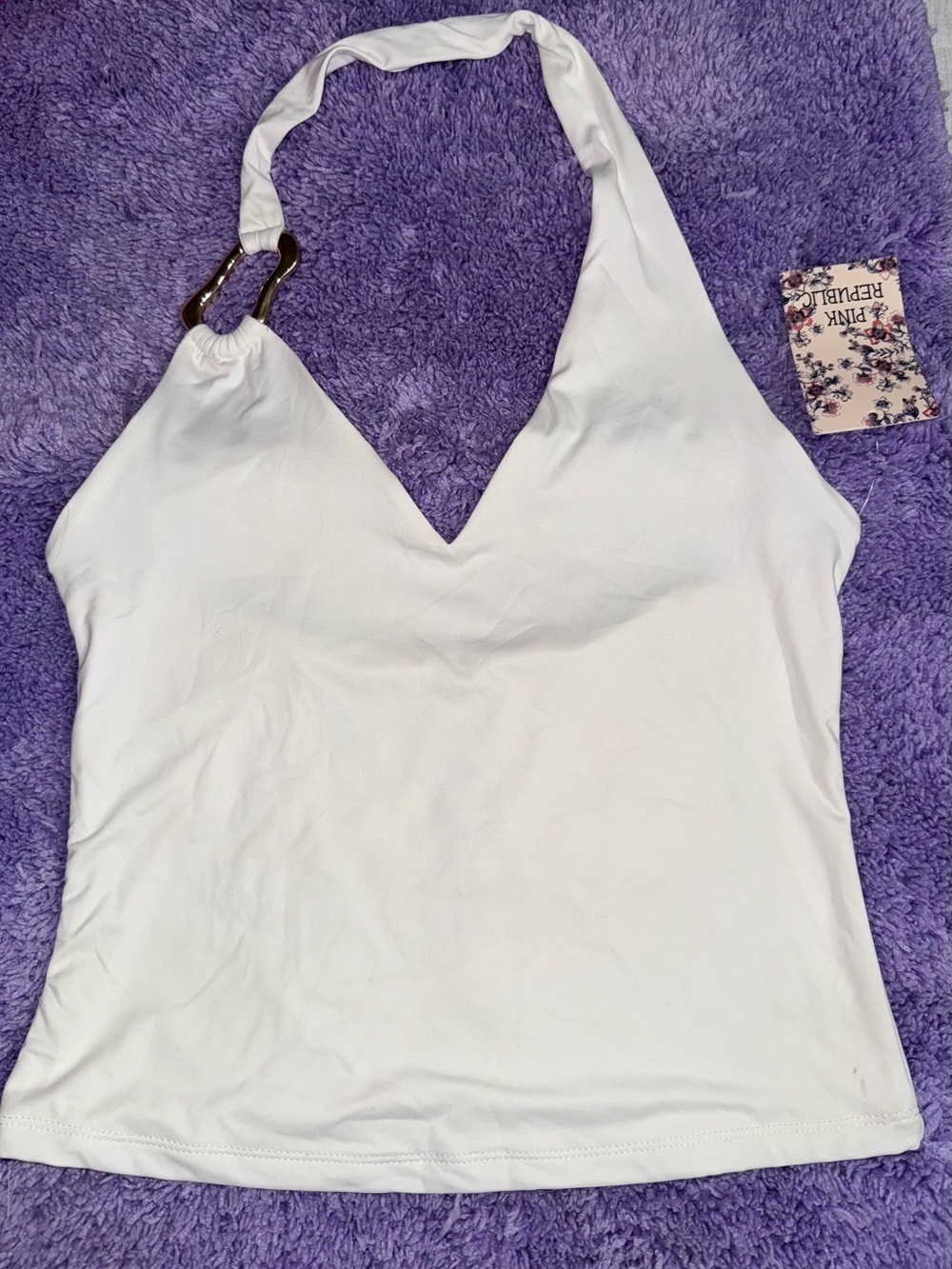 Pink Republic White Halter V-Neck Camisole with Metal Ring - Picture 3 of 4